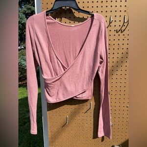 Alo Amelia crop top pink sz XL